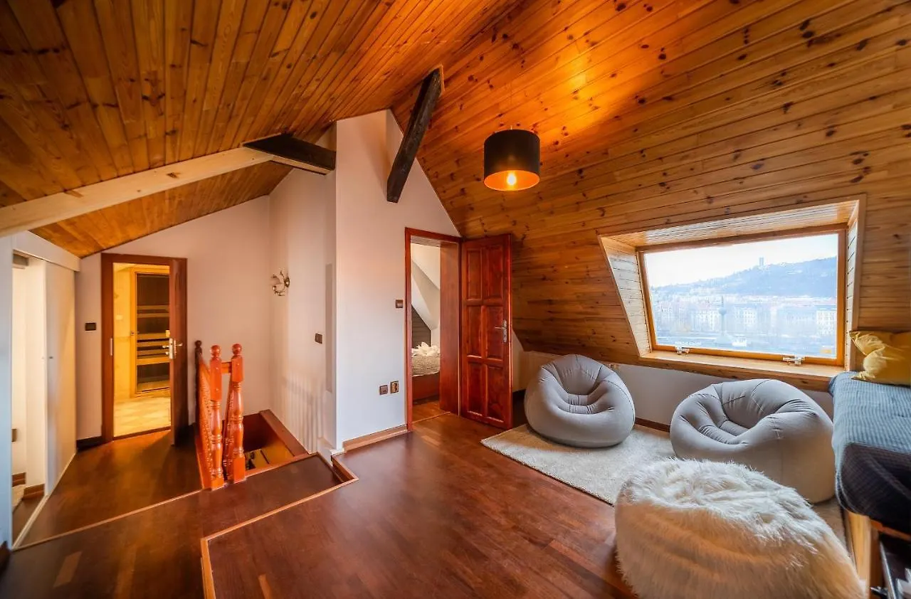 5Br 2Bath Masarykovo Nabrezi Apartment Πράγα