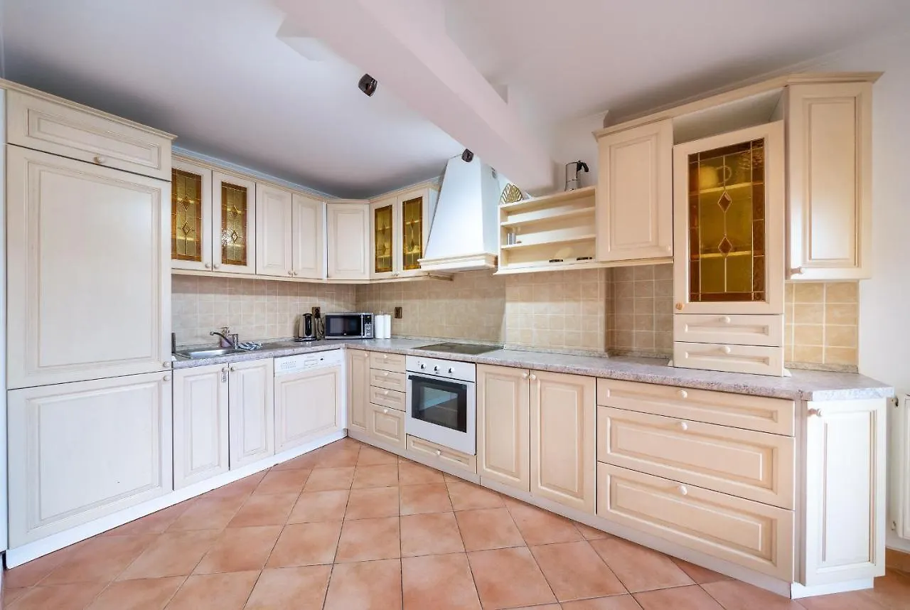 5Br 2Bath Masarykovo Nabrezi Apartment Πράγα