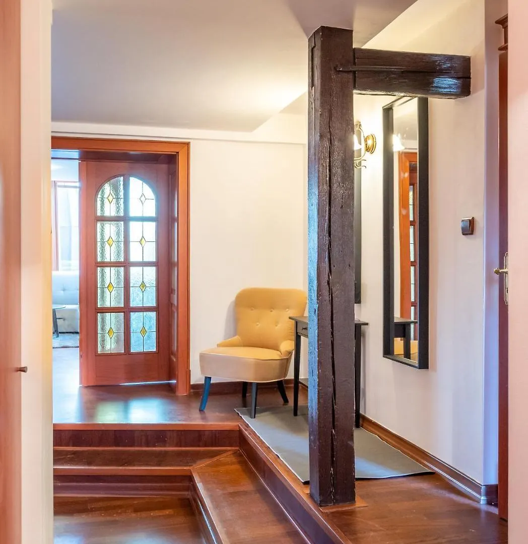 5Br 2Bath Masarykovo Nabrezi Apartment Πράγα
