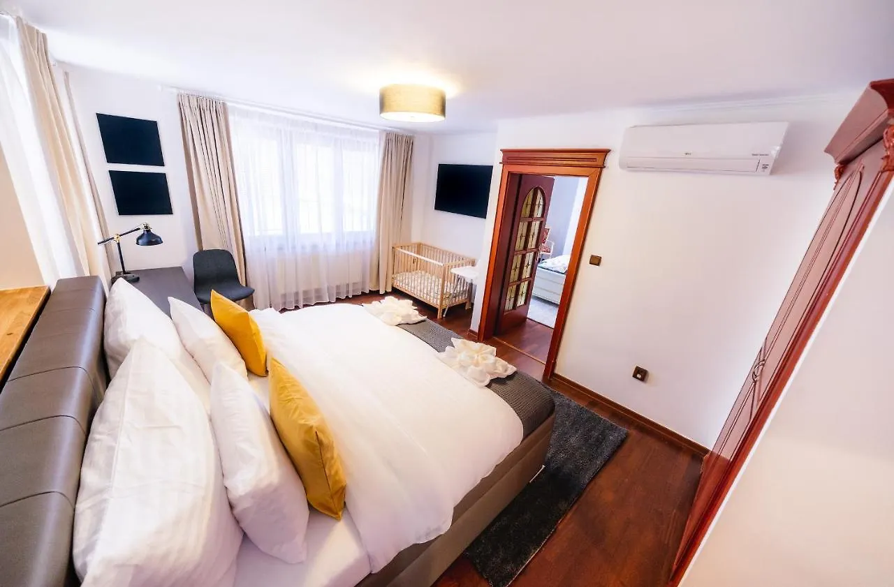 5Br 2Bath Masarykovo Nabrezi Apartment Prag Tjekkiet