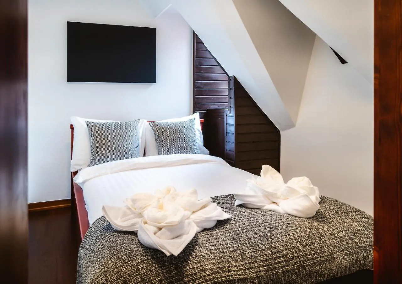 5Br 2Bath Masarykovo Nabrezi Apartment Prag 0*,  Tjekkiet